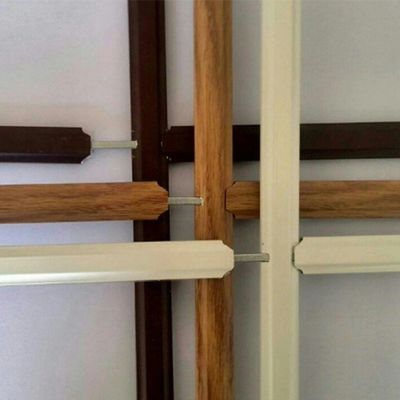 Dekoratives georgisches Doppelverglasungsfenster mit 8*18 Modern Design Style Aluminium