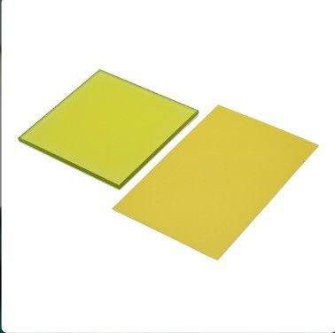 Klarblauer PVB-Film Ein Polymer-Material mit modernem Design