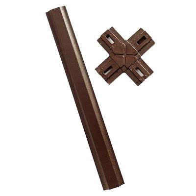 Modernes Glasfenster mit Aluminiumdekoration und georgischer Barblume
