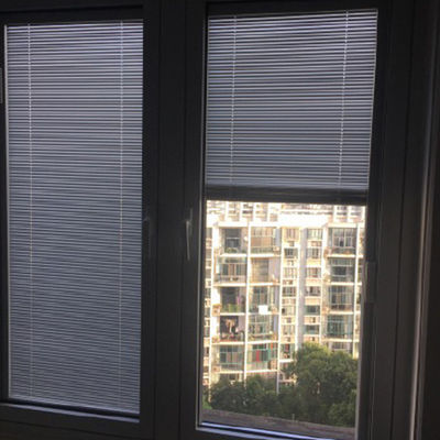 Vertikale Minetall-Aluminium-Türverschluss-Fensterverglasung Blindfenstervorhang für Türen